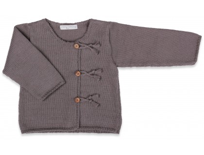 Gilet b&eacute;b&eacute; gris fonc&eacute; en coton et cachemire avec boutons bois tricot&eacute; en point jersey