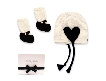 http://www.mamyfactory.com/3296-thickbox/robe-et-chaussons-ecrus-noirs-tricotes.jpg