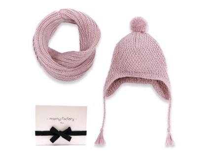 http://www.mamyfactory.com/3432-thickbox/coffret-cadeau-enfant-avec-le-bonnet-emile-peruvien-le-snood-assorti-mauve-tricotes-en-laine-alpaga.jpg