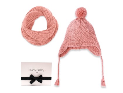 http://www.mamyfactory.com/3433-thickbox/coffret-boite-cadeau-enfant-pour-fille-avec-bonnet-style-peruvien-tricote-par-nos-mamies-et-snood-coloris-rose.jpg