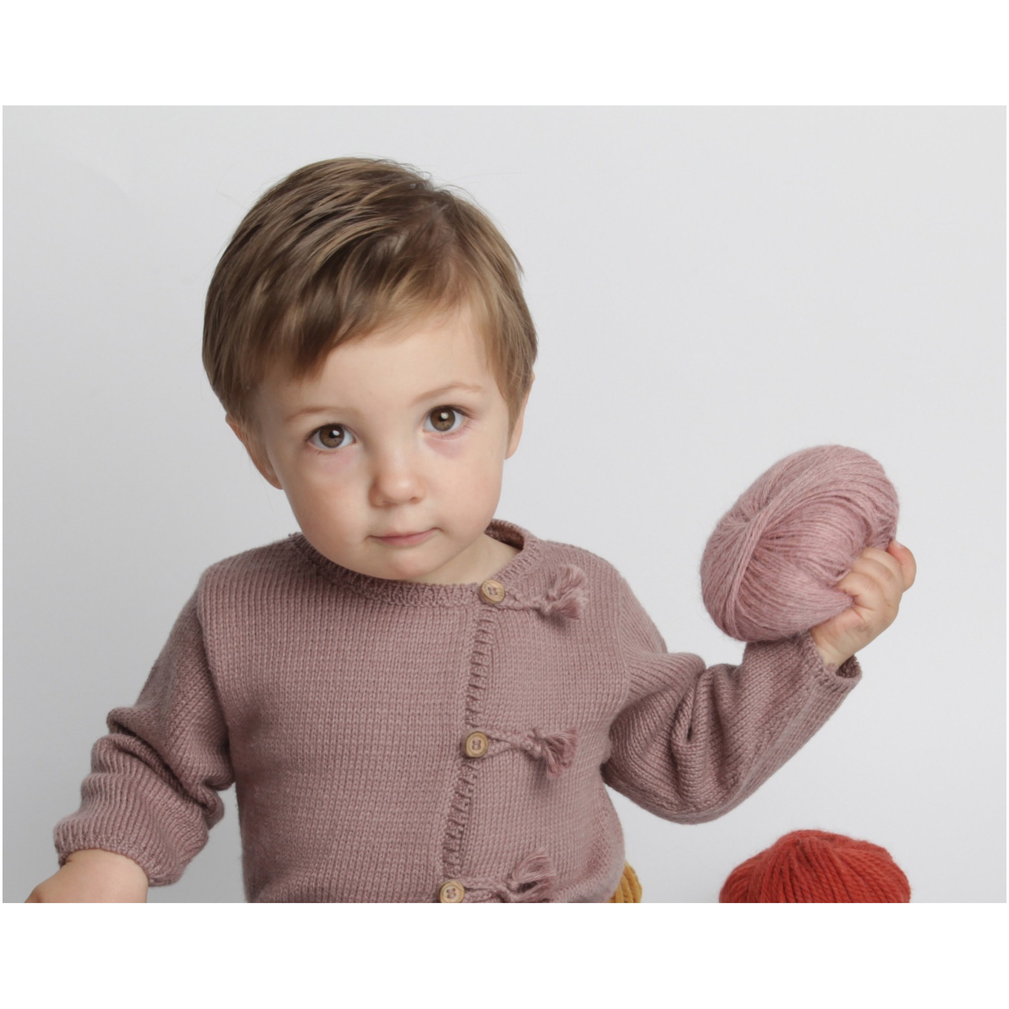 Blue cardigan for babies knitted by our grannies. Cotton & cashmere.