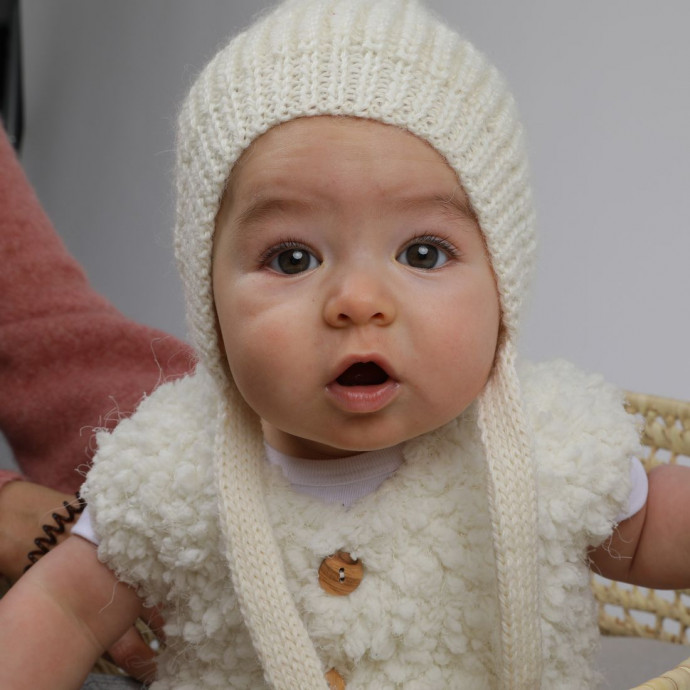 Retrouvez ce modèle dans le livre Mamy Factory "Petits tricots pour bébé" aux éditions Marie-Claire