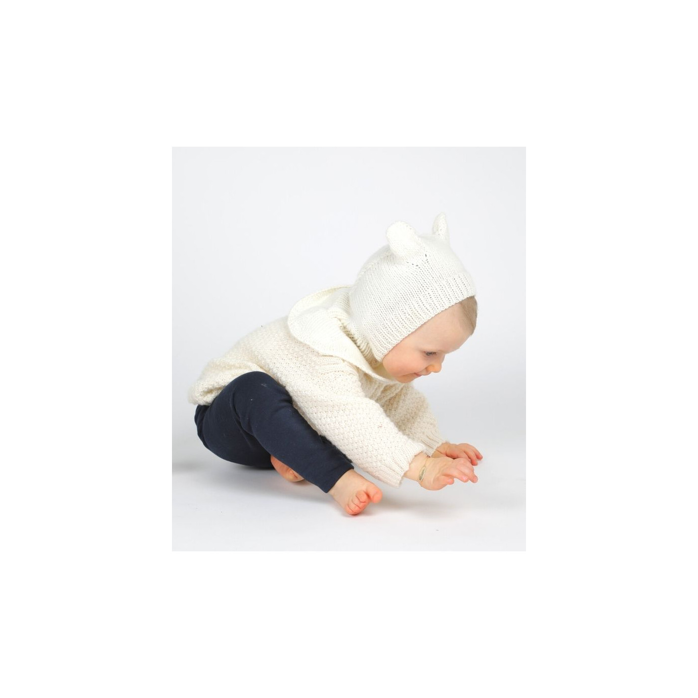 Modèle patron tricot cagoule pour bébé et enfant avec oreilles