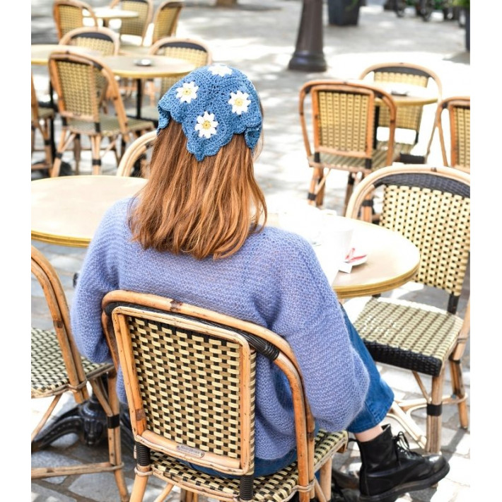 French knitting pattern of  bandana hat Flore