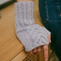 Knitting Pattern - Voltaire Mittens